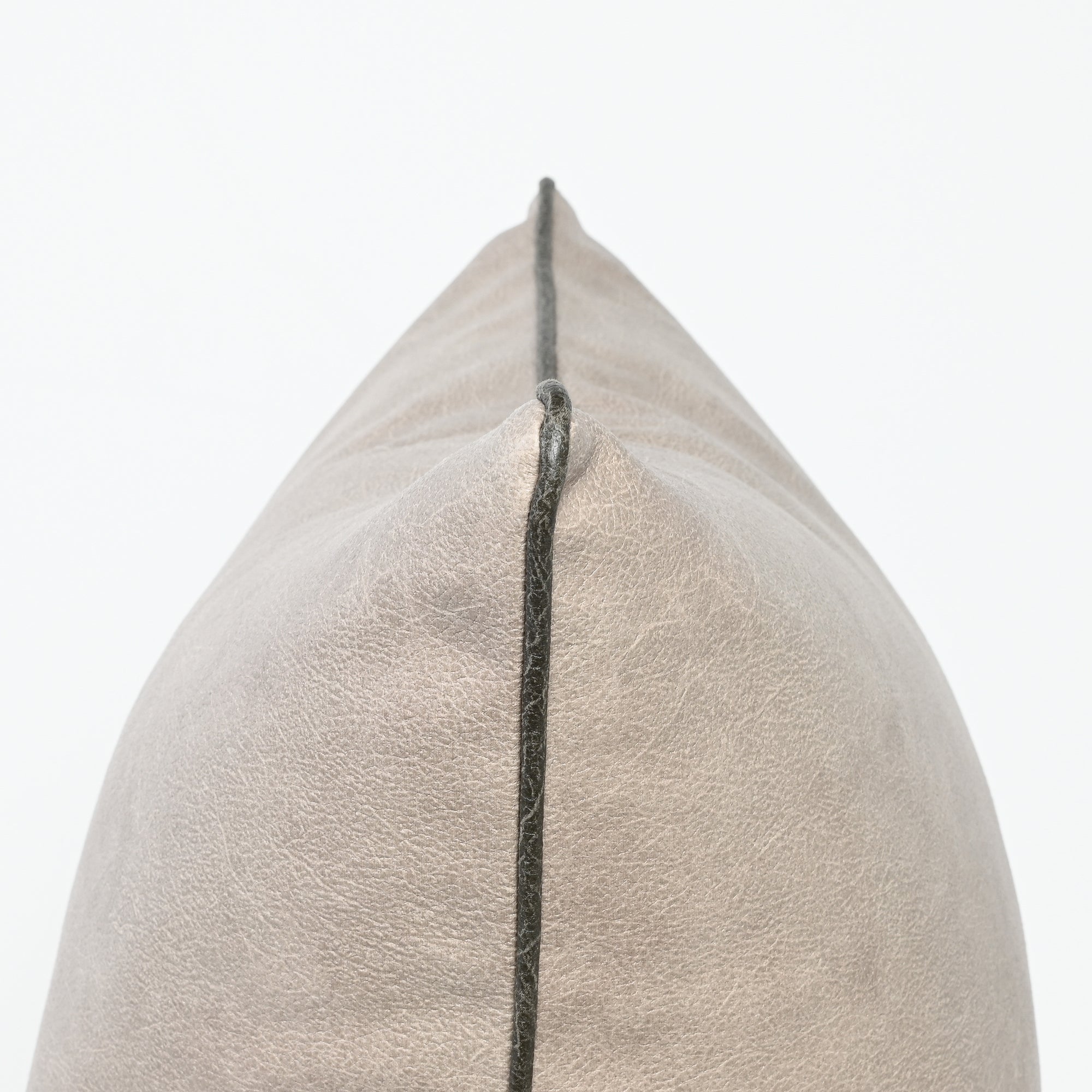 SMOOTH GRAIN TAUPE